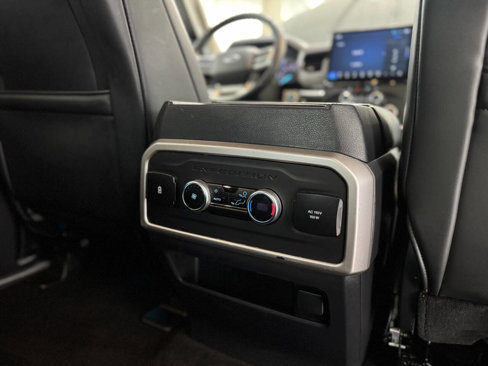 Used 2024 Ford Expedition XLT image 50