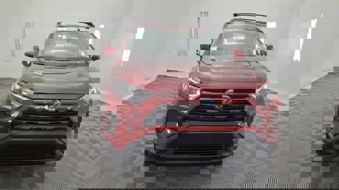 Certified 2024 Toyota RAV4 XLE image 7