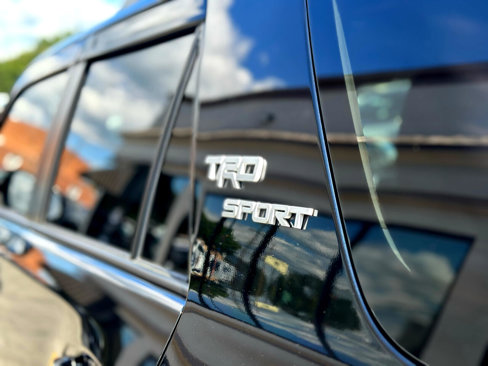 Used 2022 Toyota 4Runner TRD Sport w/ Technology Package image 8