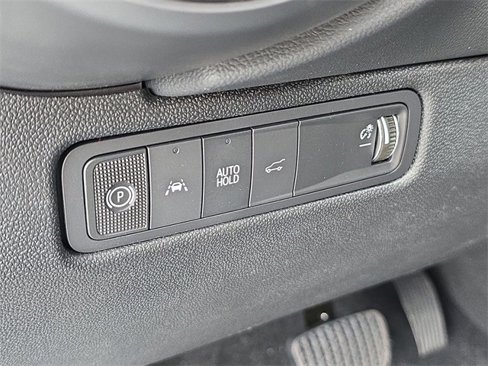 New 2025 Chevrolet Equinox EV RS image 17