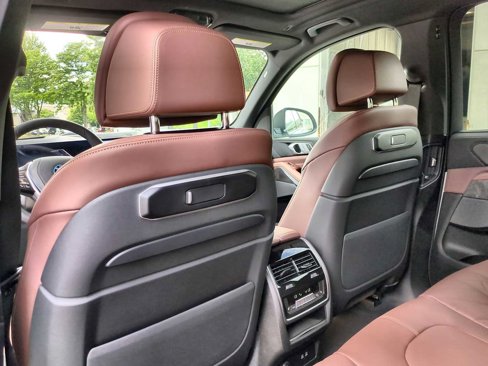 New 2026 BMW X5 xDrive50e w/ Executive Package image 18