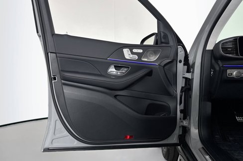 New 2026 Mercedes-Benz GLS 450 4MATIC image 21