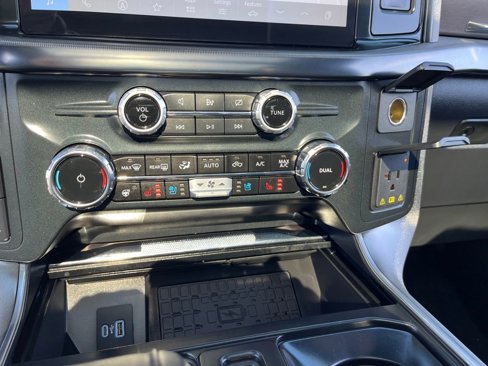 Used 2024 Ford F150 Platinum w/ Equipment Group 702A High image 39