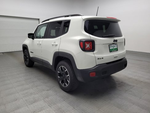 Used 2023 Jeep Renegade Latitude w/ Sun/Sound Group image 5