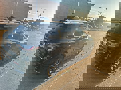 Used 2025 Honda HR-V EX-L image 4