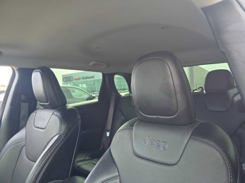 Used 2022 Jeep Cherokee Latitude Lux image 21