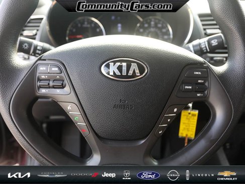Used 2018 Kia Forte LX w/ LX Rear Camera Package image 15