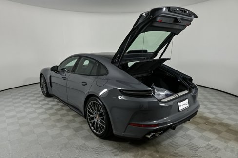New 2026 Porsche Panamera 4 E-Hybrid image 33