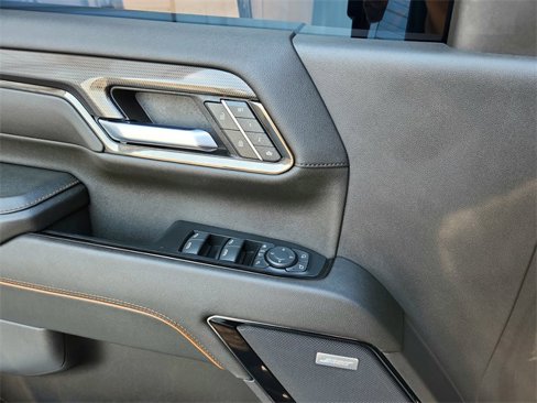 Used 2024 GMC Sierra 2500 AT4 w/ AT4 Premium Plus Package image 28