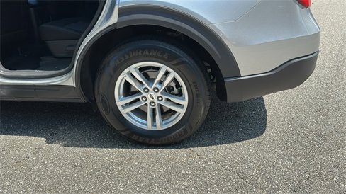 Certified 2022 Ford Explorer XLT image 20