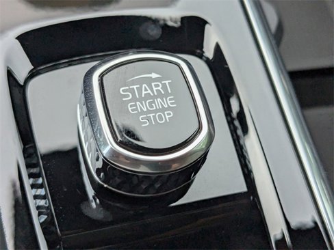 New 2026 Volvo XC60 B5 Plus w/ Climate Package image 31