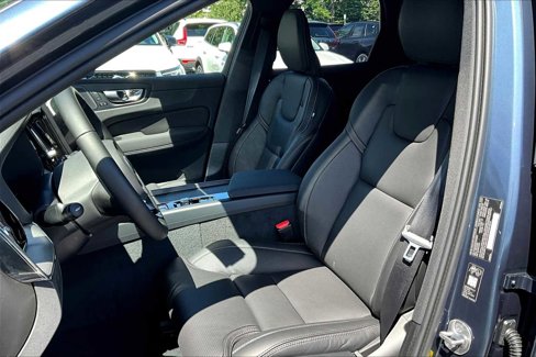 New 2026 Volvo XC60 B5 Ultra w/ Protection Package Premier image 13