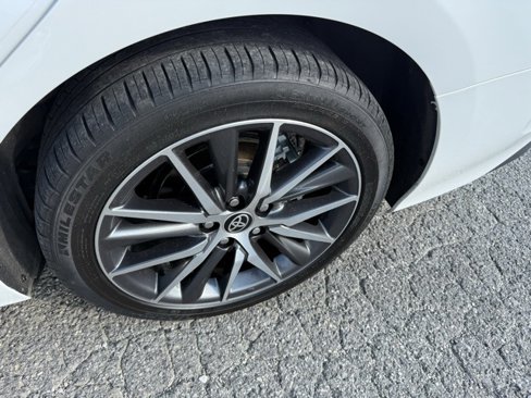 Used 2022 Toyota Camry XLE image 21