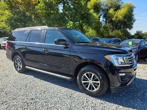 Used 2019 Ford Expedition Max XLT image 3
