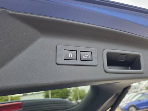 New 2025 Subaru Forester Limited image 12