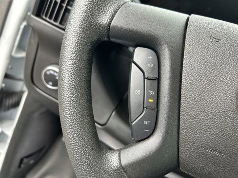 Used 2023 GMC Savana 2500 w/ Driver Convenience Package image 18