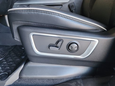 New 2026 RAM 1500 Laramie image 14