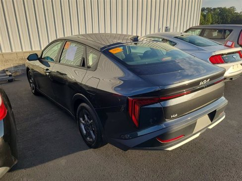Used 2025 Kia K4 LXS image 4