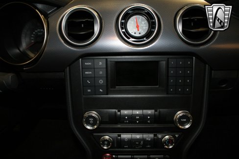 Used 2019 Ford Mustang GT image 11