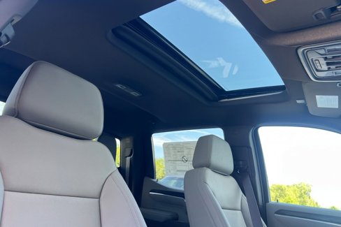 New 2026 GMC Sierra 1500 SLT w/ SLT Premium Package image 13