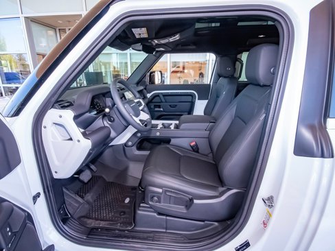 New 2025 Land Rover Defender 90 S image 36