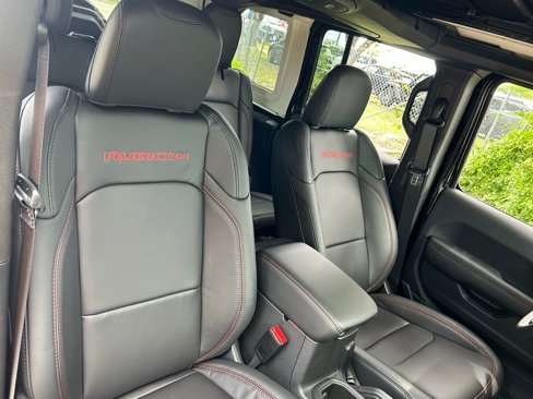 New 2025 Jeep Wrangler Unlimited Rubicon image 31