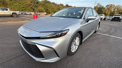 New 2026 Toyota Camry LE image 1