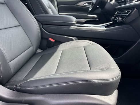 New 2025 Chevrolet Traverse LT w/ Enhanced Driving Package image 15