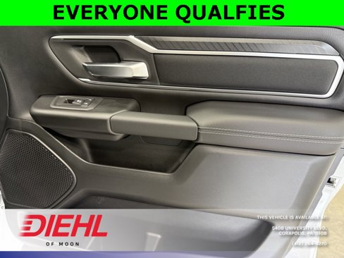 New 2026 RAM 1500 4x4 Crew Cab image 14