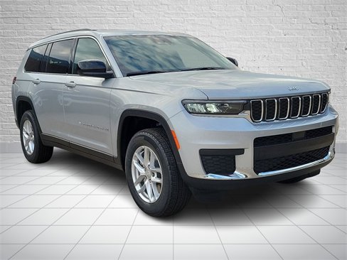 New 2025 Jeep Grand Cherokee L Laredo image 6