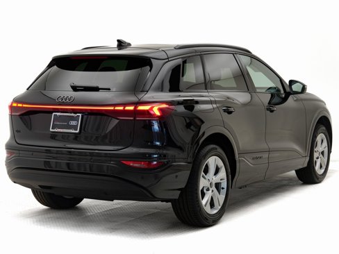 Certified 2025 Audi Q6 e-tron Premium w/ Convenience Package image 3