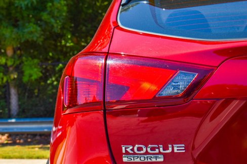 Used 2019 Nissan Rogue Sport SL image 10