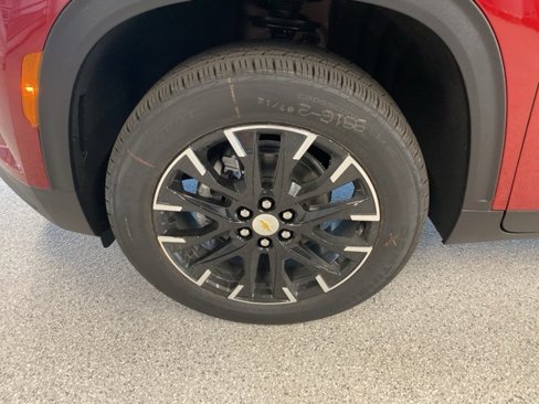 New 2026 Chevrolet Traverse LT w/ Sun and Wheel Package image 11