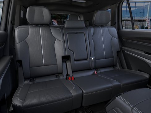 New 2026 Cadillac Vistiq Luxury image 17