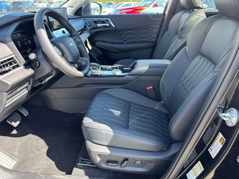 New 2025 Mitsubishi Outlander SEL image 10