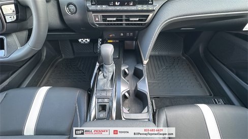 New 2026 Toyota Camry SE image 9