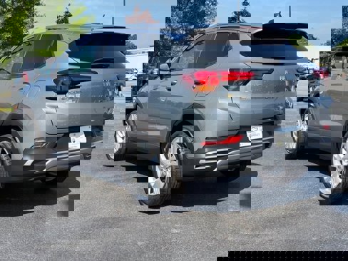Used 2025 Buick Encore GX Preferred image 5