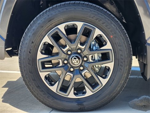 New 2026 Toyota Tundra Limited image 7
