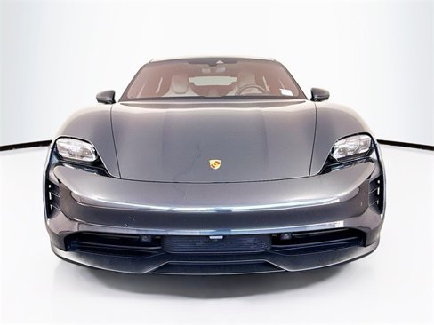Certified 2022 Porsche Taycan GTS image 6