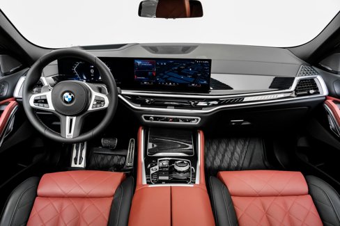 Used 2025 BMW X6 M60i w/ Executive Package image 19