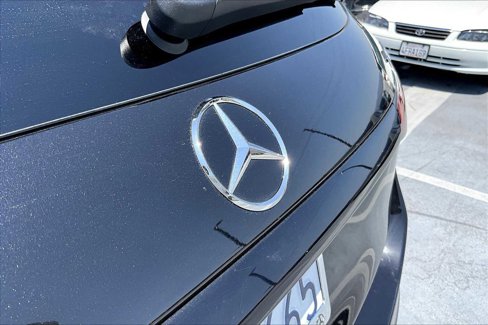 Used 2025 Mercedes-Benz GLC 350e 4MATIC image 30