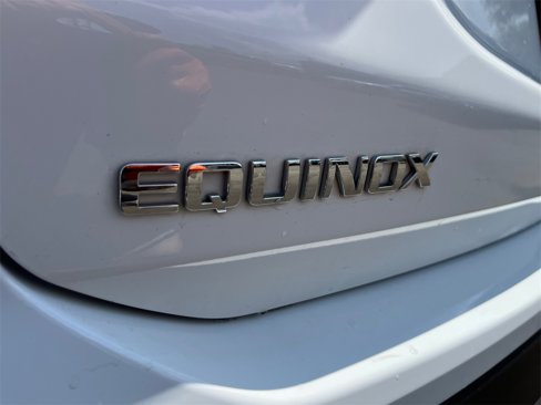Used 2022 Chevrolet Equinox LT image 24