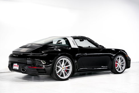 Used 2021 Porsche 911 Targa 4S image 3