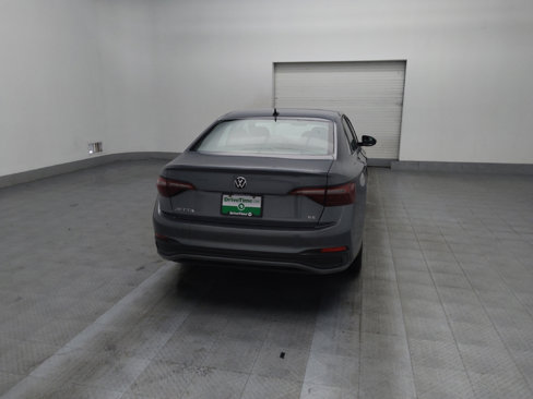 Used 2024 Volkswagen Jetta SE image 7