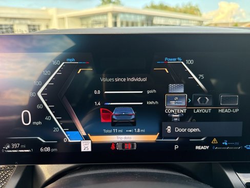 New 2026 BMW 550e xDrive image 14