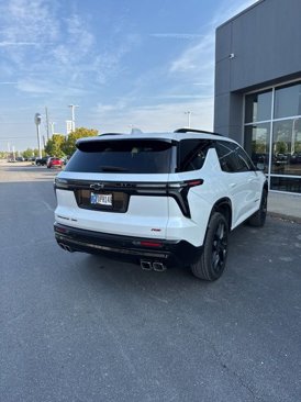 Used 2024 Chevrolet Traverse RS image 15