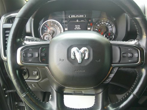 Used 2020 RAM 1500 Big Horn w/ Built-to-serve Edition image 11