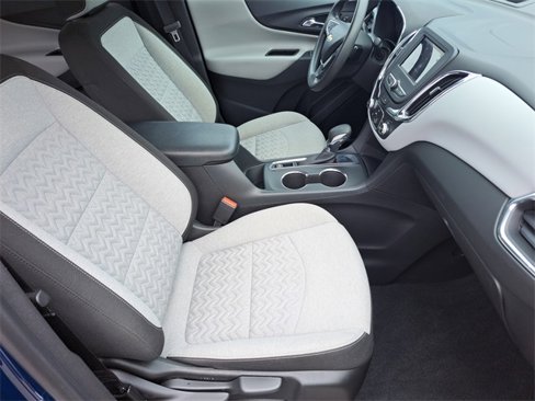 Used 2022 Chevrolet Equinox LS w/ LS Convenience Package image 25