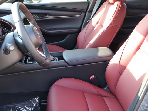 New 2026 MAZDA MAZDA3 Carbon w/ Appearance Package image 40