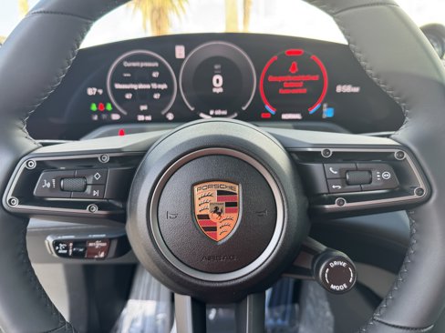 New 2025 Porsche Taycan image 33